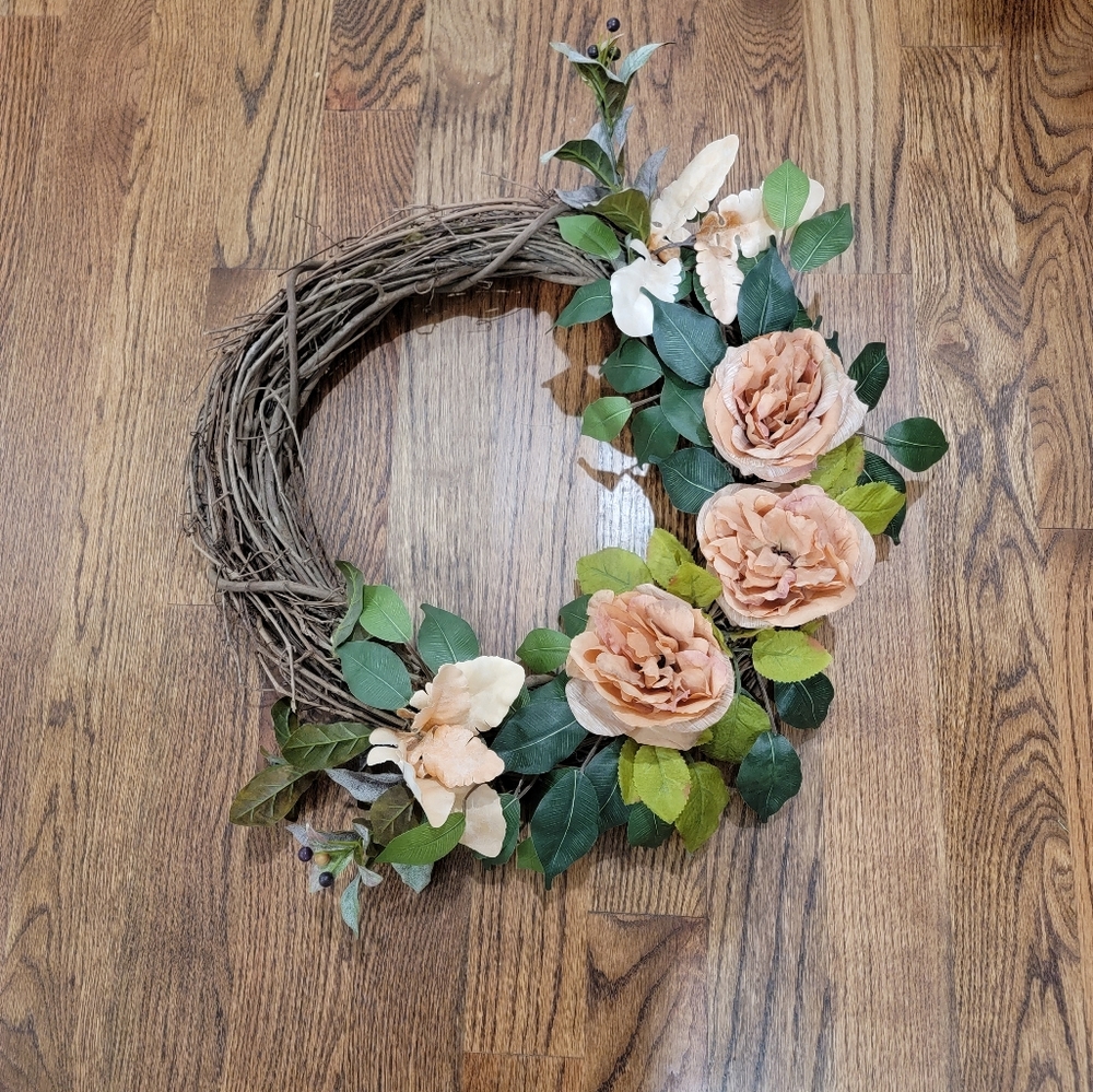 Everyday grapevine wreath with neutral colors